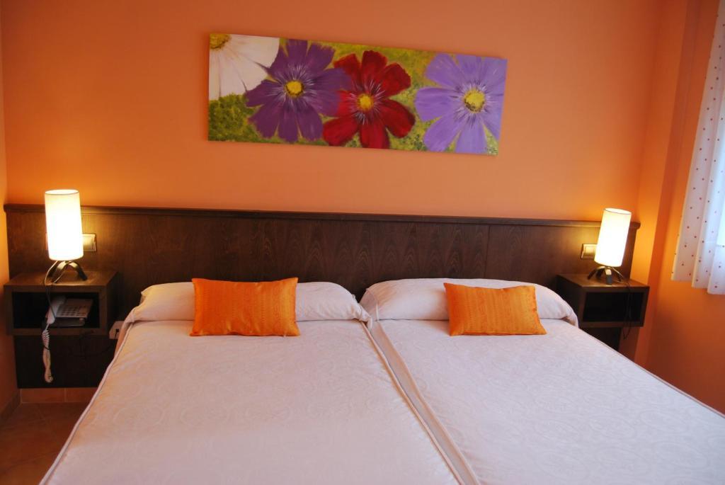 Hotel Entrevines Colunga Room photo